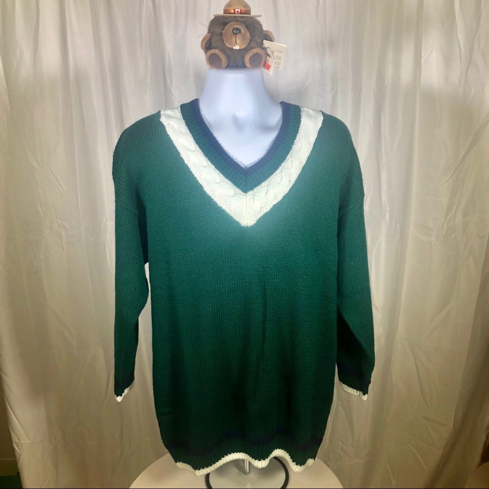 Extra Spice Women’s Sweater.   SIZE: 22W/42.